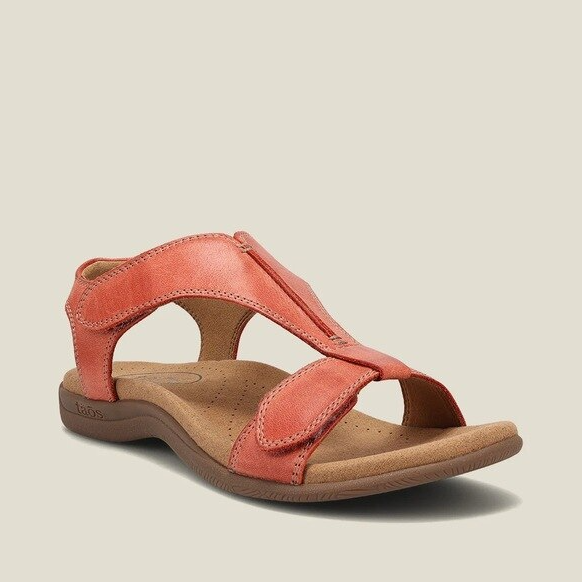 Women's Leather Sandals – Adjustable Straps, Cushioned Fit for Casual Days