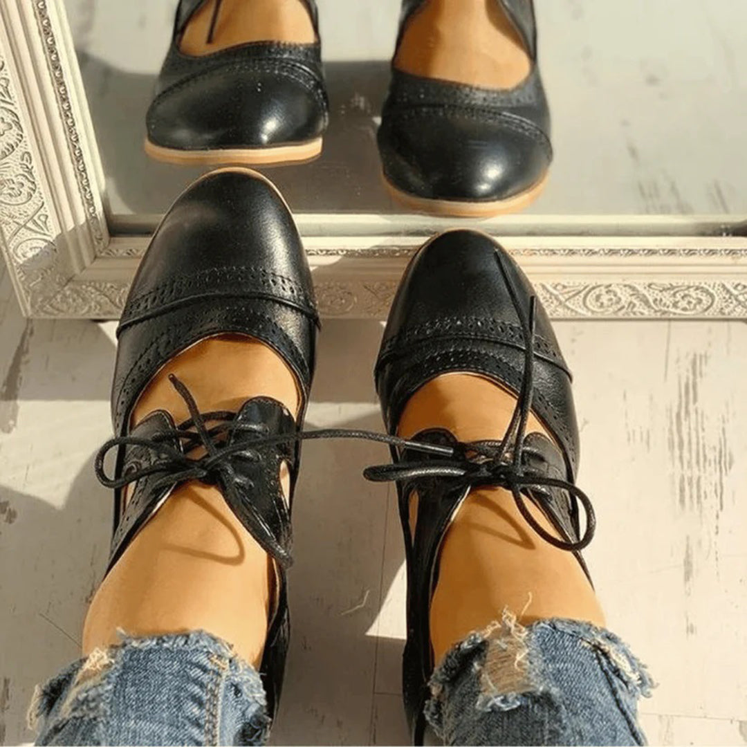 Women's Block Heel Brogue Shoes – Cut-Out Design, Comfy Fit for Workwear