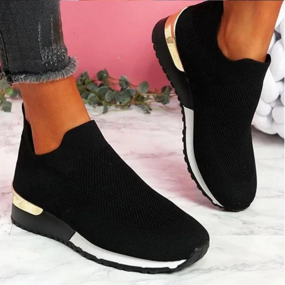 Women's Slip-On Trainers – Knitted, Lightweight Walking Shoes
