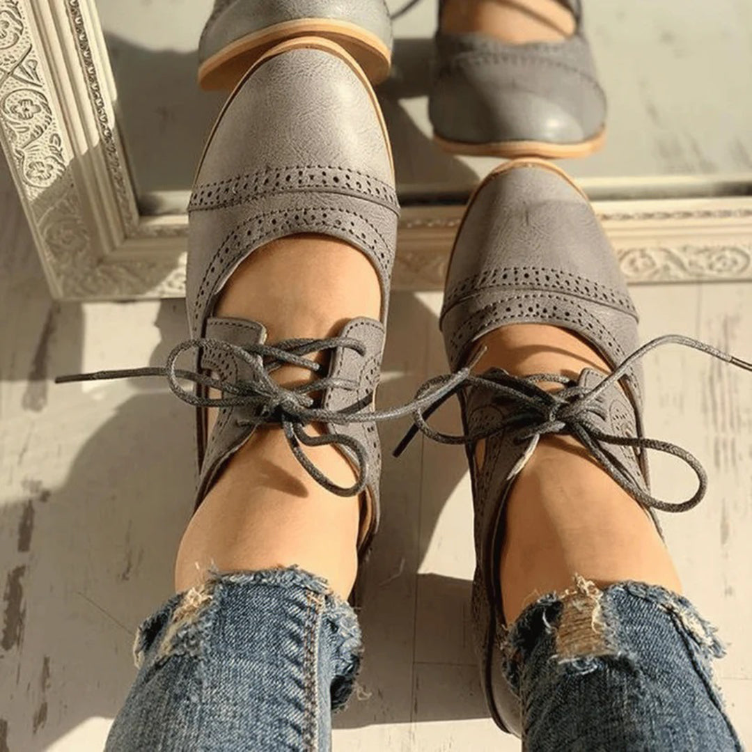 Women's Block Heel Brogue Shoes – Cut-Out Design, Comfy Fit for Workwear