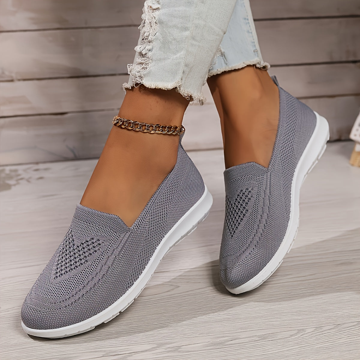 Women's Slip-On Trainers – Breathable Knit, Lightweight Everyday Wear