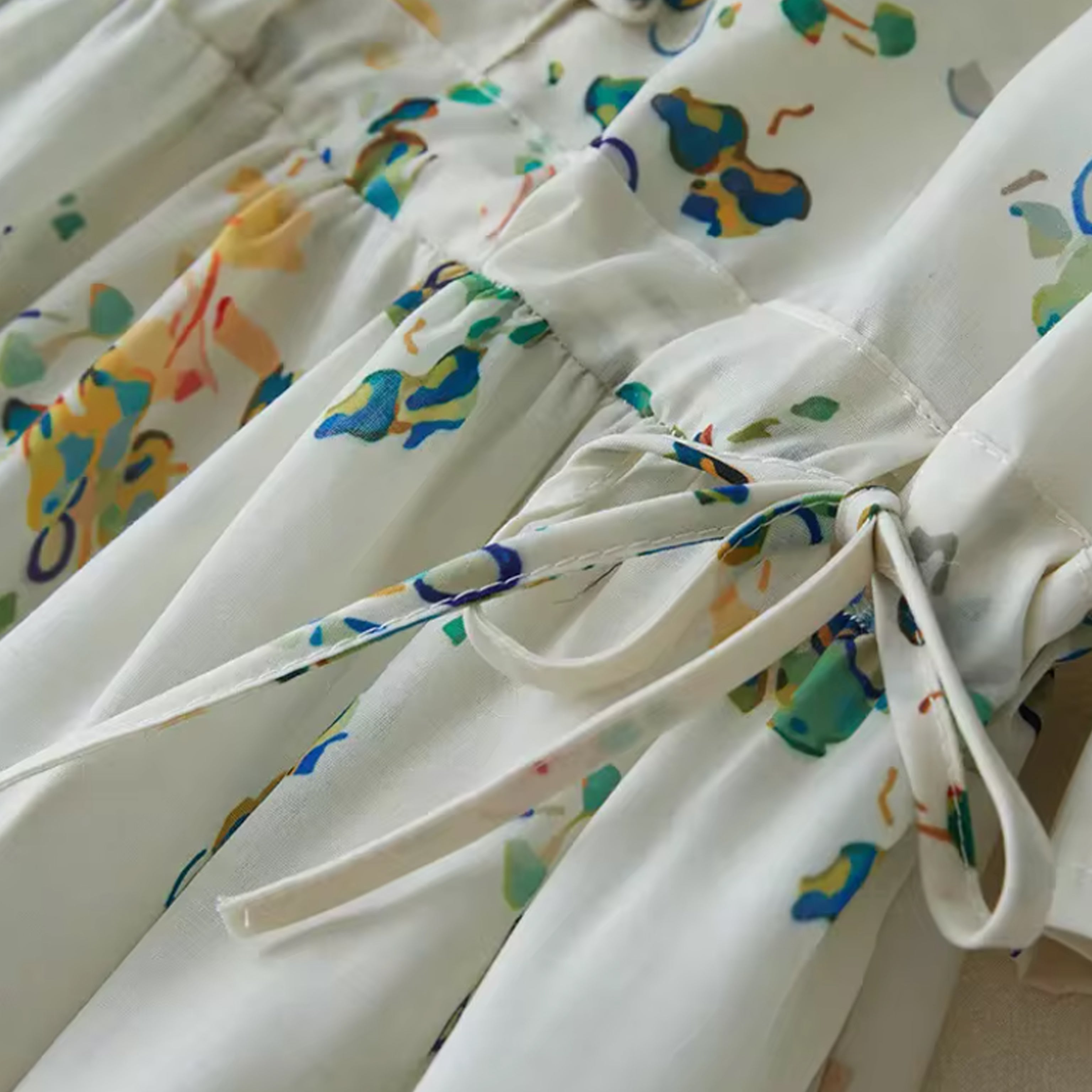 Romantic Floral Print Chiffon Maxi Dress with Cinched Waist