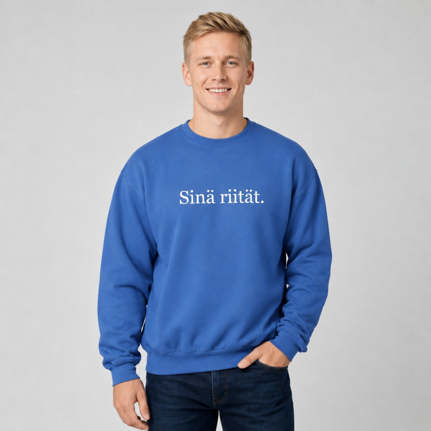 Sinä riität. -collegepaita