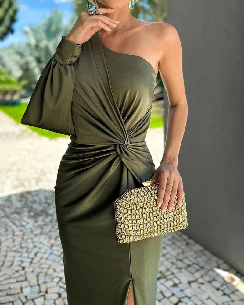One-Shoulder Twist Front Maxi Dress – Ruched Waist with Side Slit