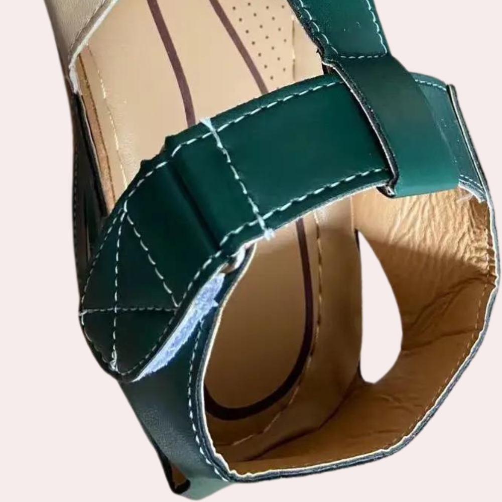 Women's Sandals – Cross Strap Design, Cushioned Fit Summer Everyday Wear