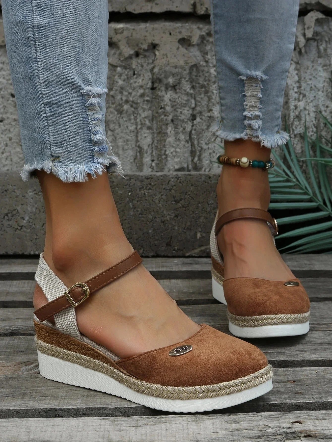 Women's Wedge Sandals – Closed Toe Ankle Strap, Comfy Summer Holiday Shoes