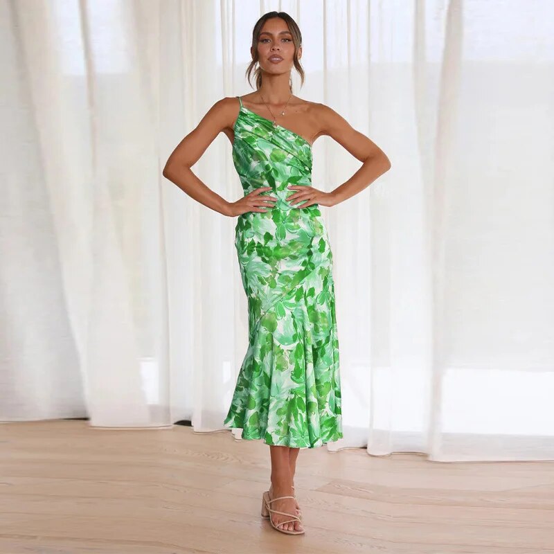 One-Shoulder Floral Midi Dress – Lightweight Asymmetrical Summer Look