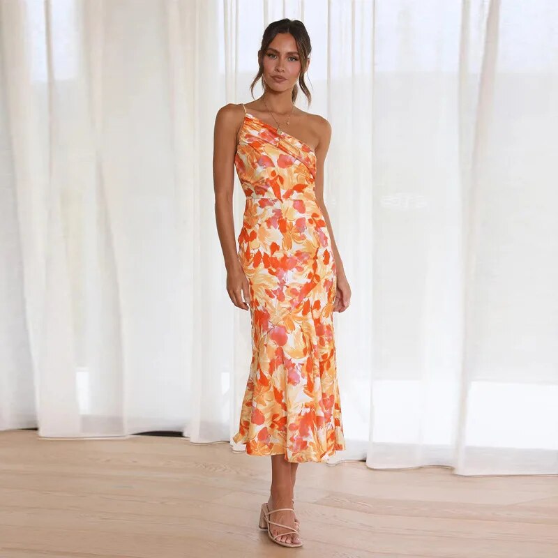One-Shoulder Floral Midi Dress – Lightweight Asymmetrical Summer Look