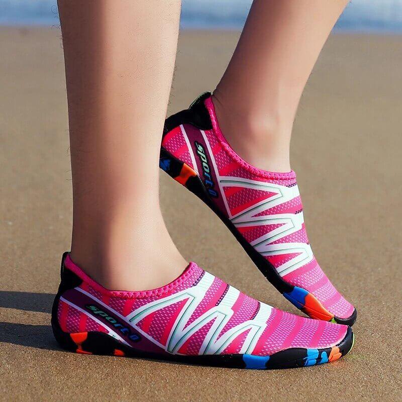 Unisex Adults' Water Shoes – Quick-Dry Mesh, Lightweight Beach & Pool Trainers
