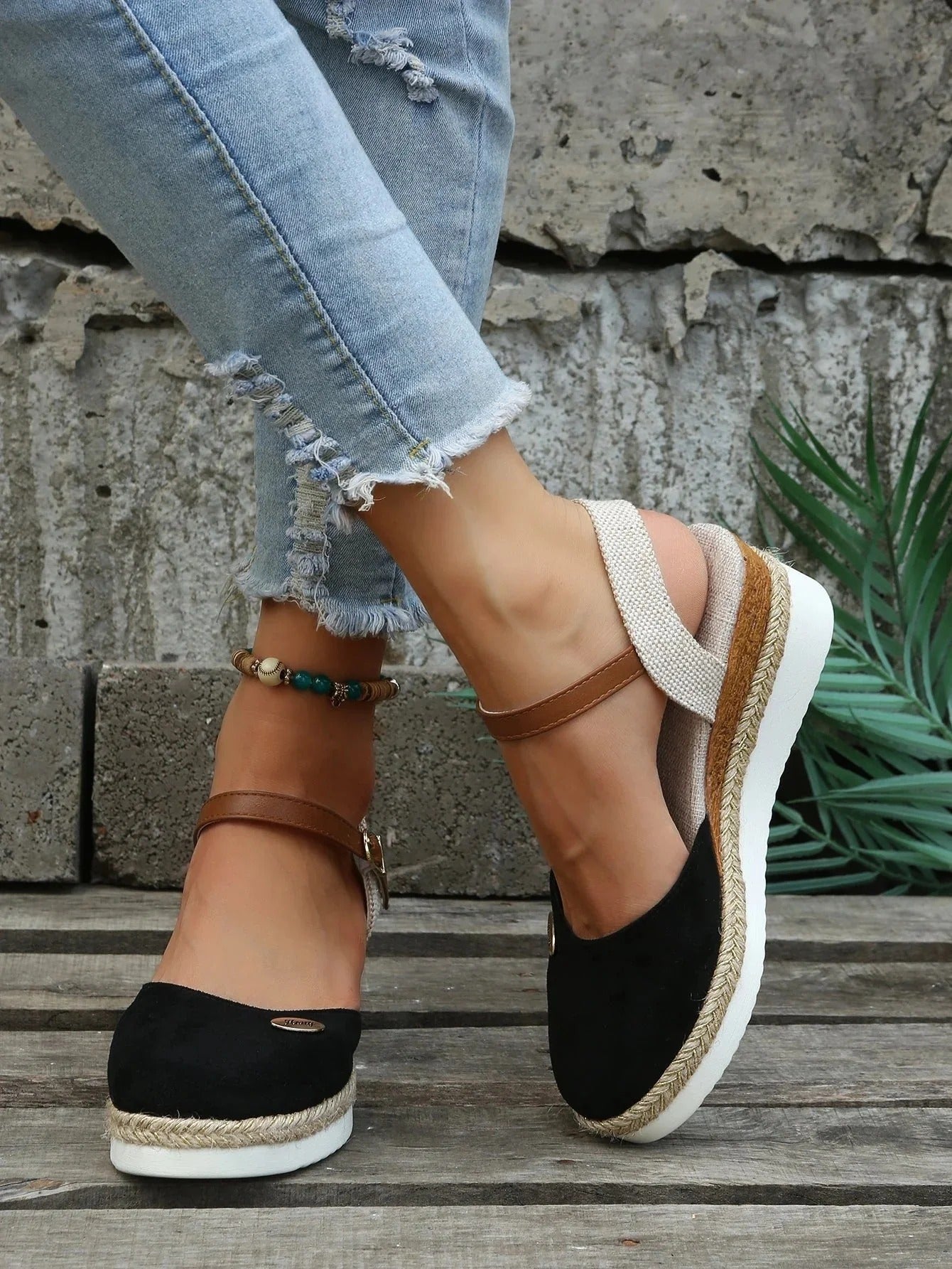 Women's Wedge Sandals – Closed Toe Ankle Strap, Comfy Summer Holiday Shoes